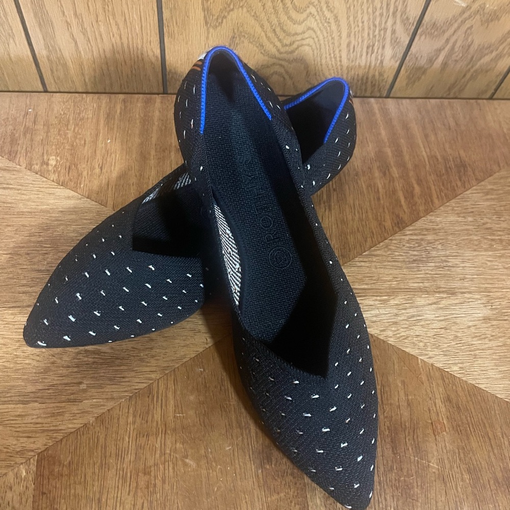 Rothy's Ivory Polka Point Black - Picture 11 of 15